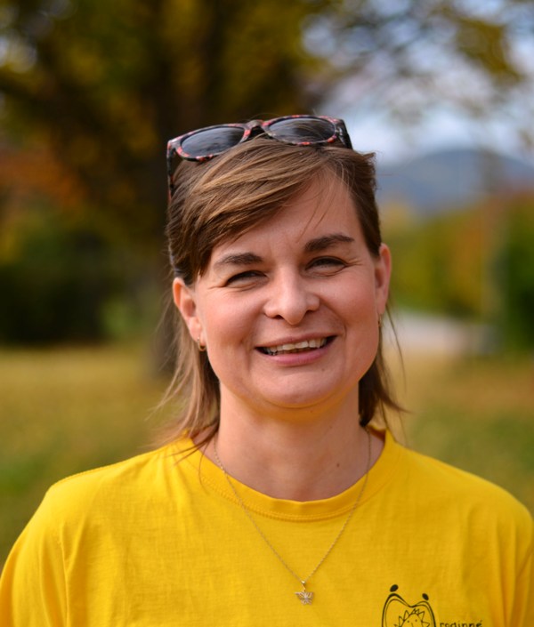 Pavla Fojtíková, předsedkyně, vedoucí centra, sociální pracovnice doprovázení pěstounských rodin
